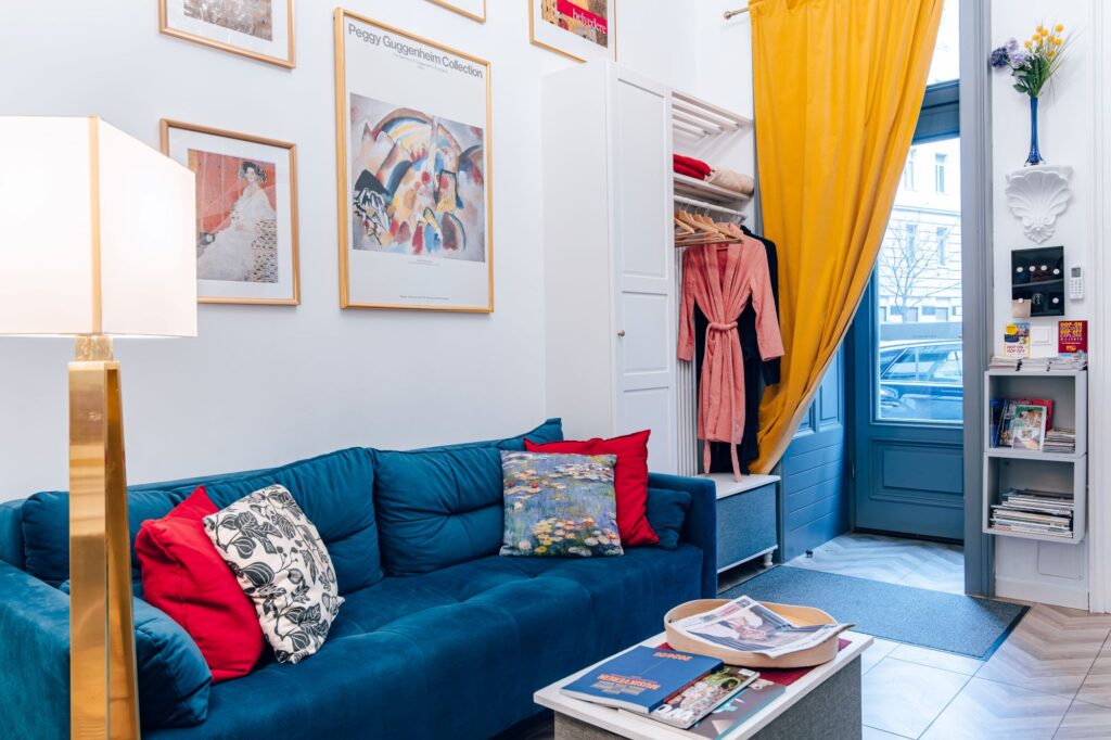Blick ins Wohnzimmer